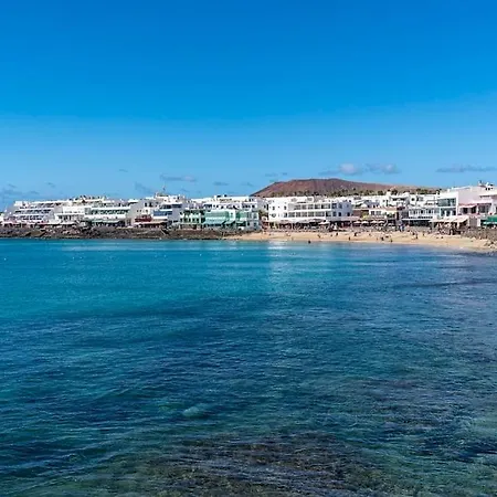 Moderno Y Elegante Centrico Con Balcon Playa Blanca